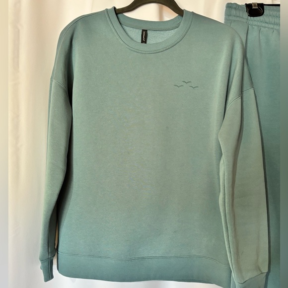 Mint Green Sweatshirt and Jogger Set - Picture 5 of 11